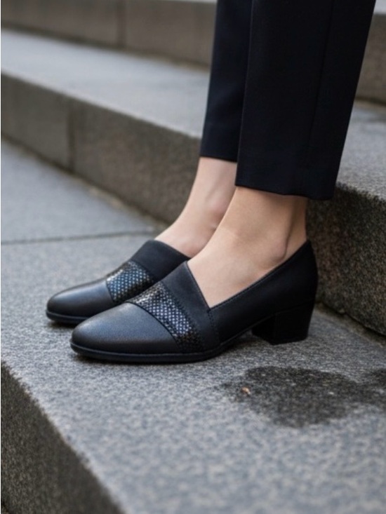 Gloria Vanderbilt Shoes - 8.5W Gloria Vanderbilt Pippa Black Slip On Block Heel Loafer Memory Foam Womens